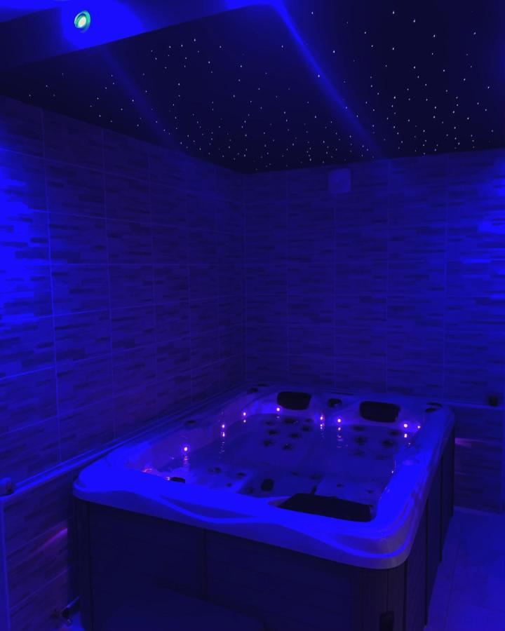 Appartement Spa Gingko, N1 Valenciennes, Wifi, Netflix Aulnoy-lez-Valenciennes Eksteriør bilde